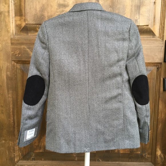 ๐ Boys 8 Herringbone wool dress suit jacket ๐ - Picture 2 of 4
